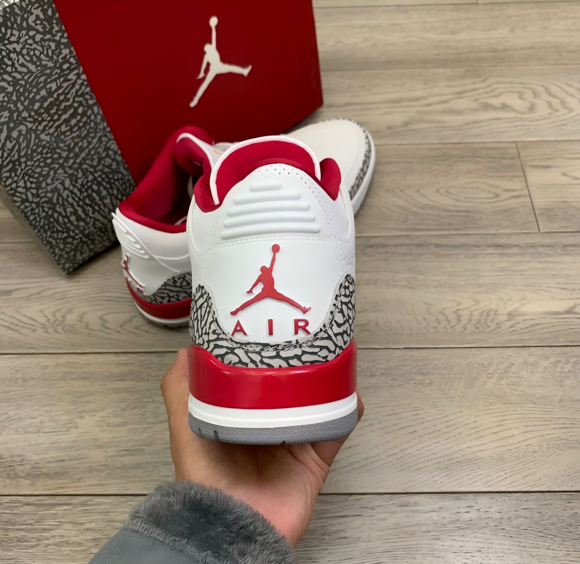 Jordan 3 Retro “Cardinal Red” Mid-Top Retro Basketball Shoes Size US 7-12