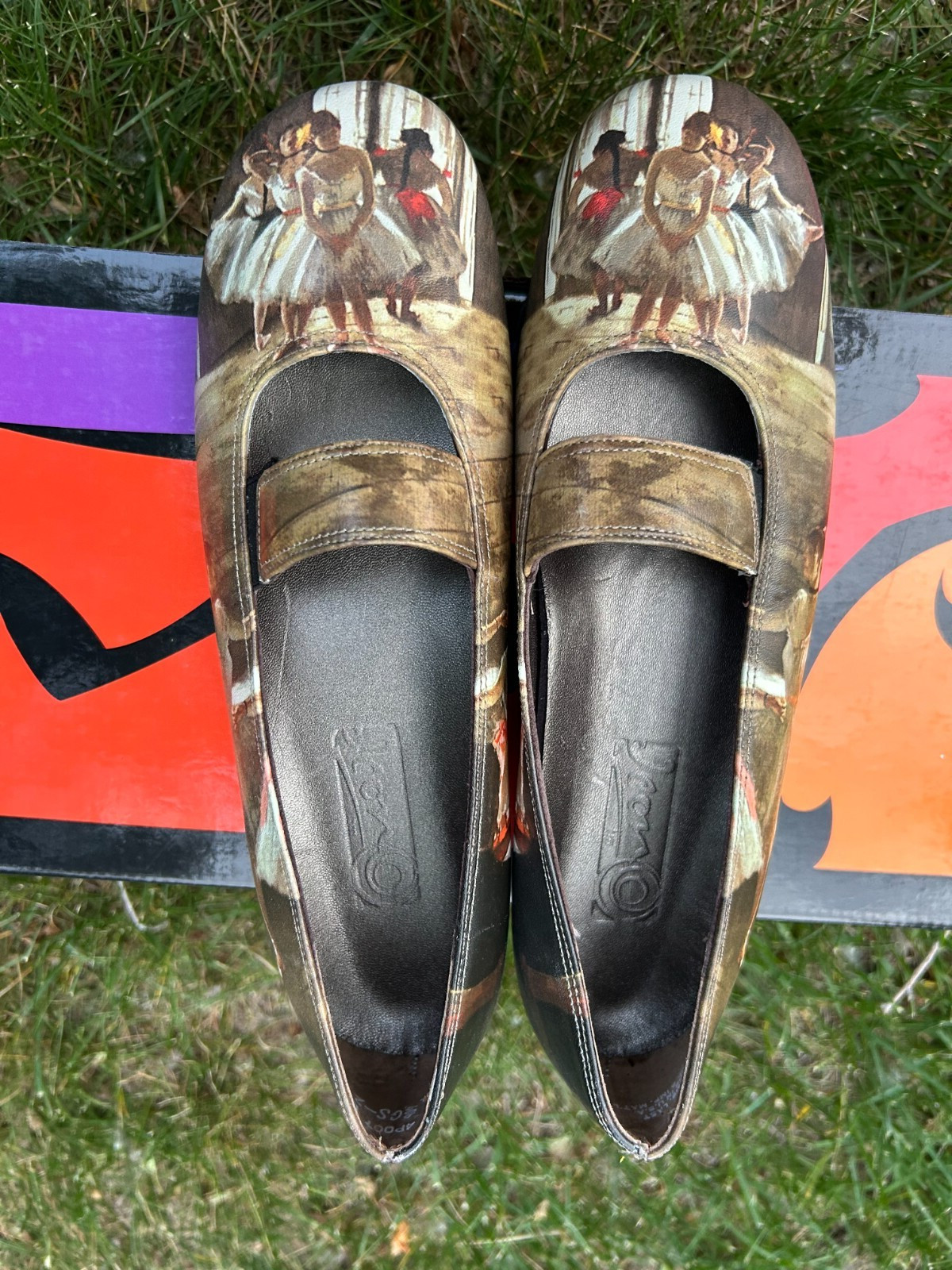 NEW NIB ICON Dance School Flats Wearable Leather Art Shoes Women 6.5M Box