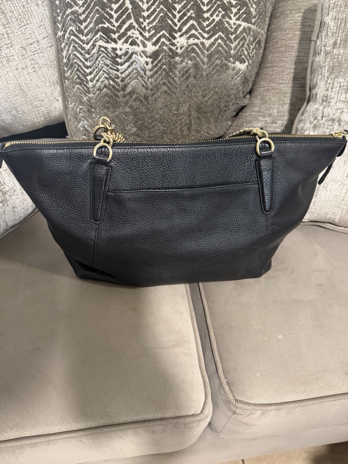 Coach Women’s Black Solid Shoulder Bag Zip Closure Gold Hardware