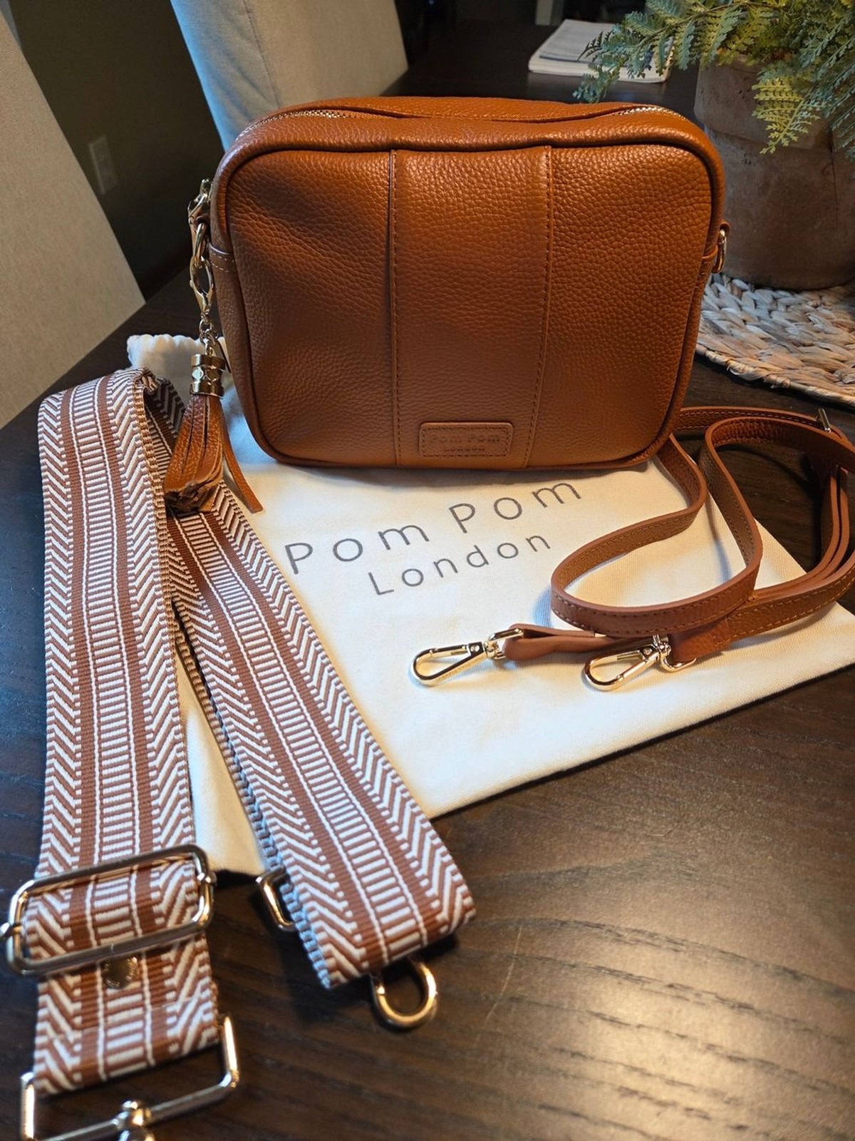 👜 Pom Pom London City Duo Bag Maple Leather Crossbody Bundle