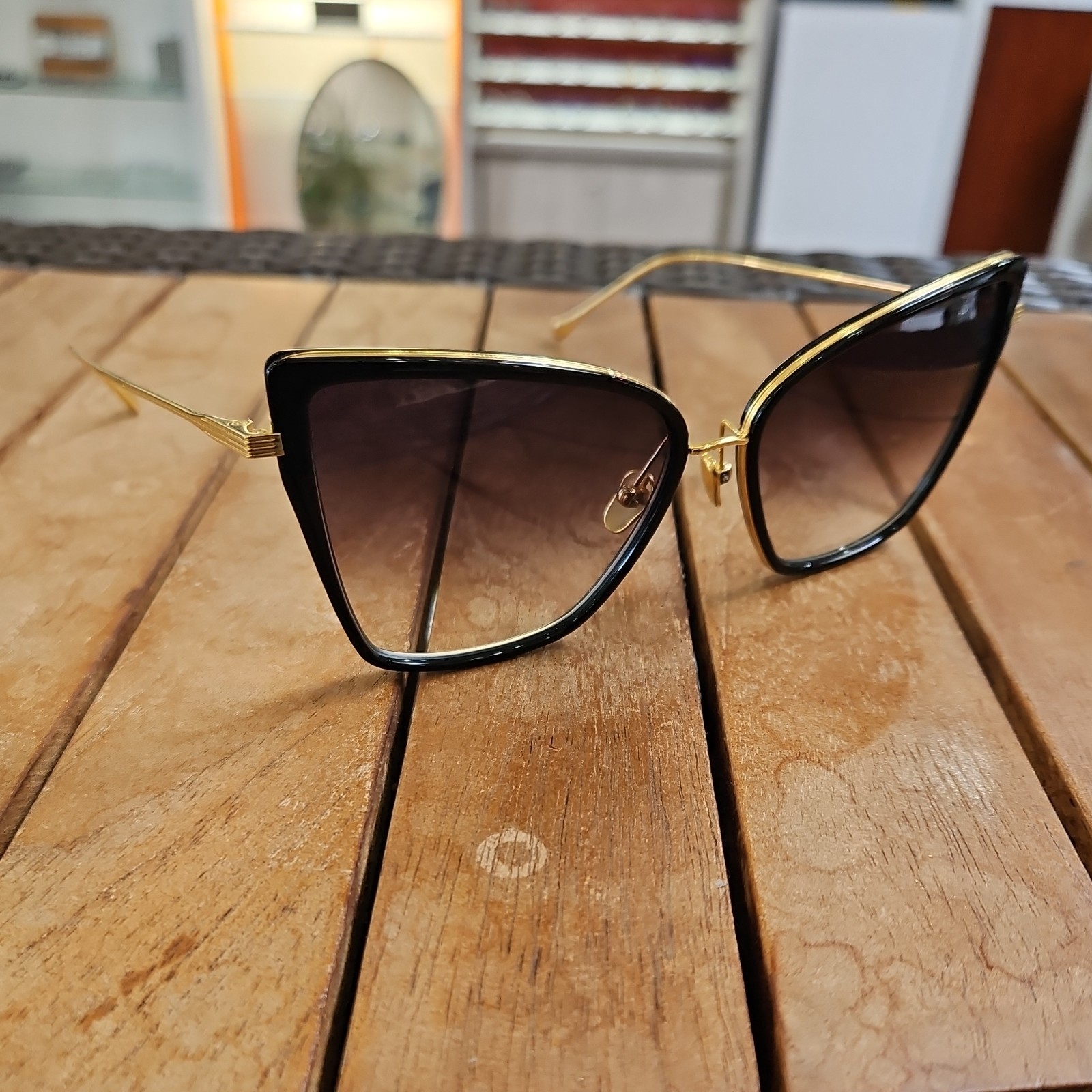 DITA SUNBIRD Women’s Cat Eye Sunglasses Black Metal Frame Brown Gradient Lenses