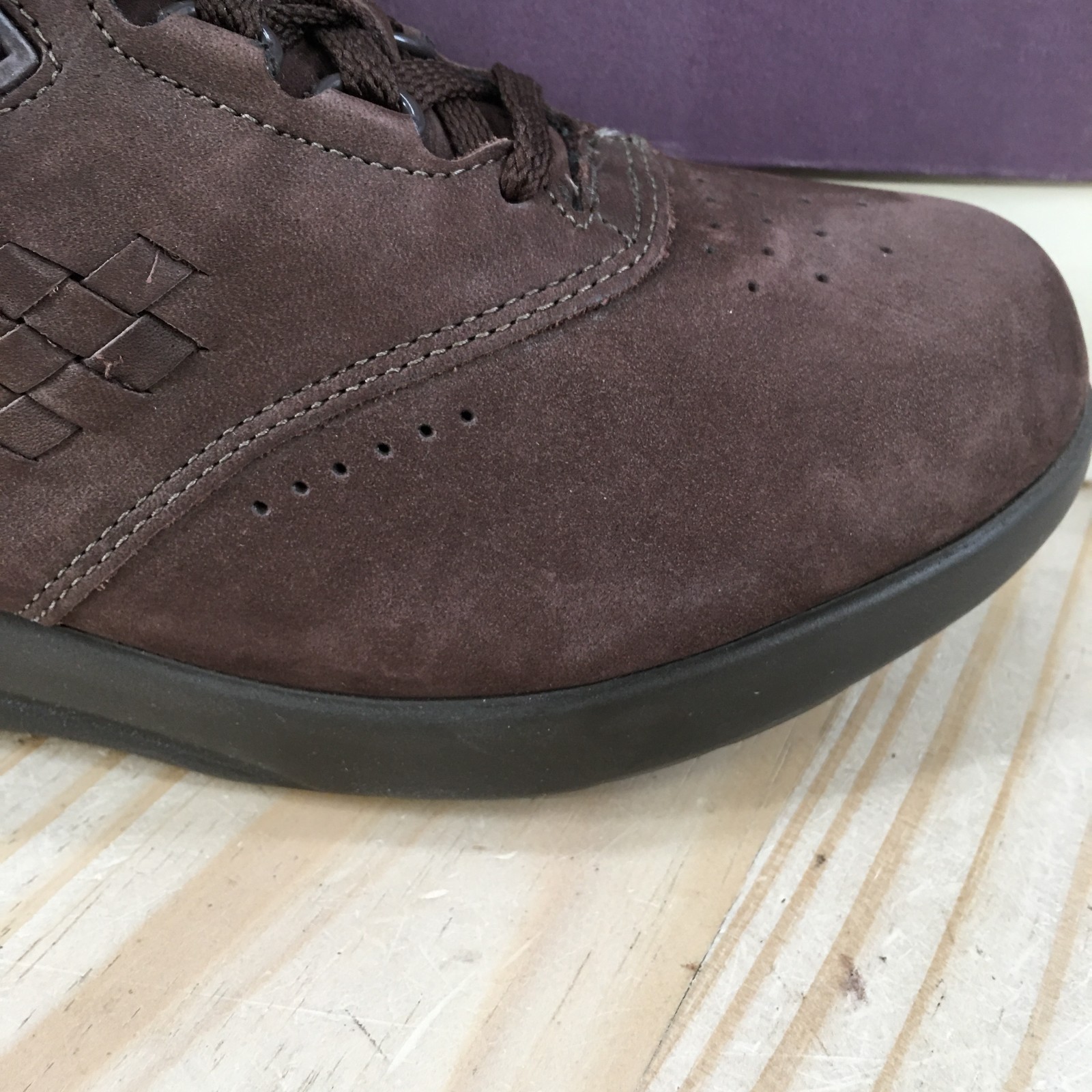 Supremes by Softspots Shoes Womens 7W Comfort Walking Sneakers Brown Leather NEW
