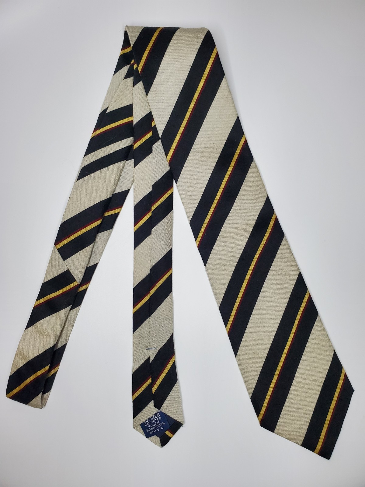 Lands’ End Tie / Off White and Black Striped / 80% Wool / L-55in & W-3.25in