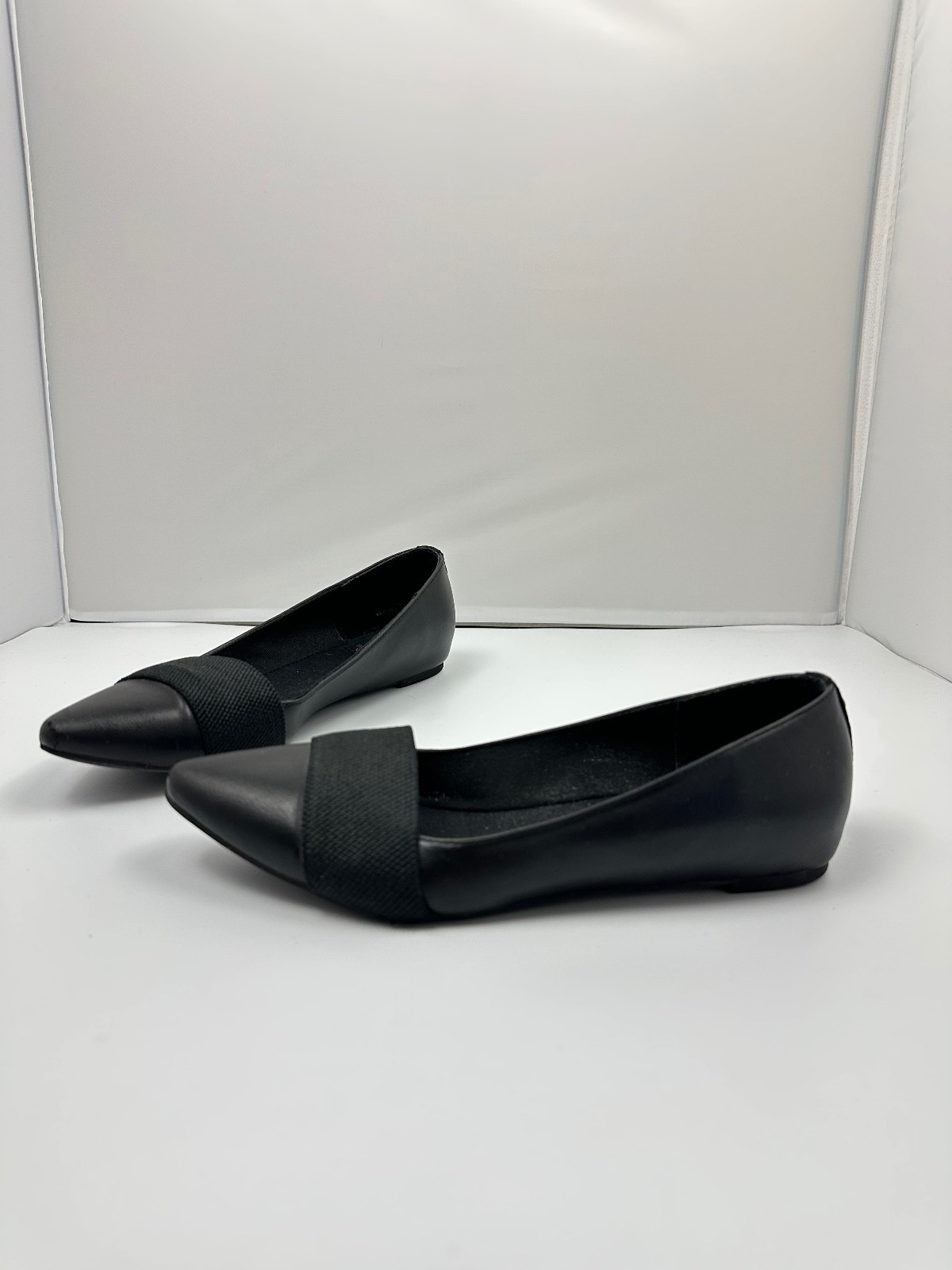 Simply Vera Vera Wang Pointed Toe Ballet Flats Black Slip On Dress Shoes 7.5
