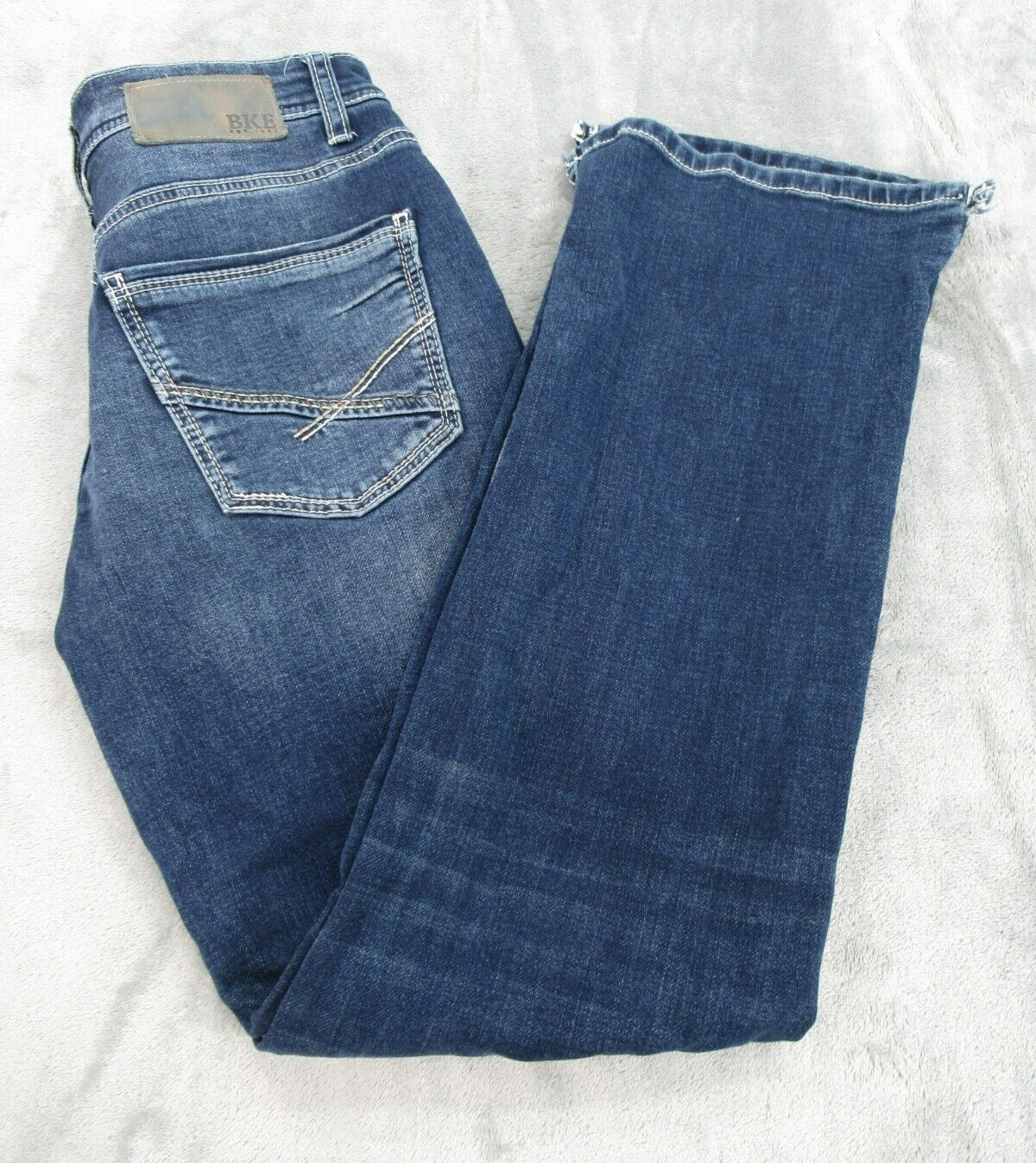 BKE Jeans Aiden Men’s 29×30 (Actual 28×28) Boot Cut Leg Medium Wash Blue