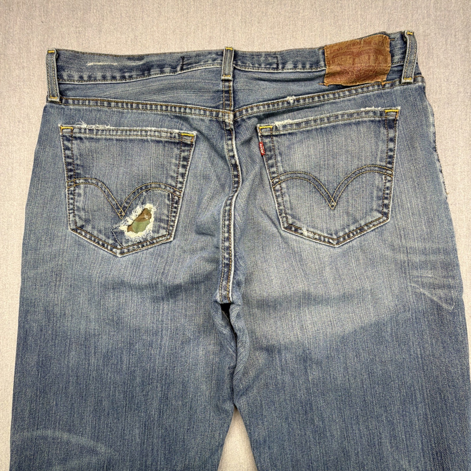 Vintage Levis 527 Jeans Bootcut 36×34 Mens Blue Distressed