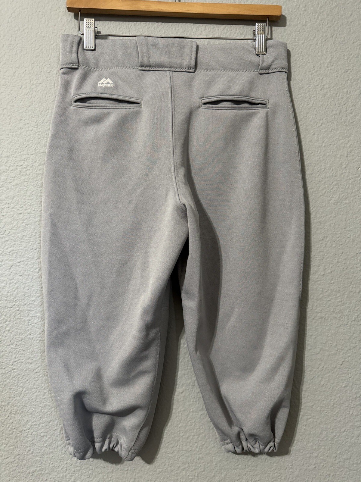 Majestic Unisex Youth Light Gray Baseball Shorts Size L Sporty Athletic Outfit