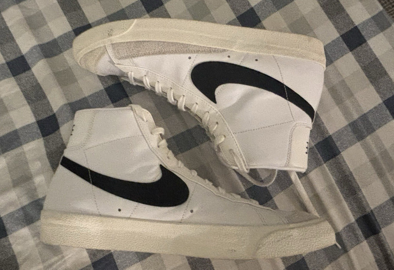 Nike Blazer Mid High Top White Black Men’s Athletic Basketball Sneakers