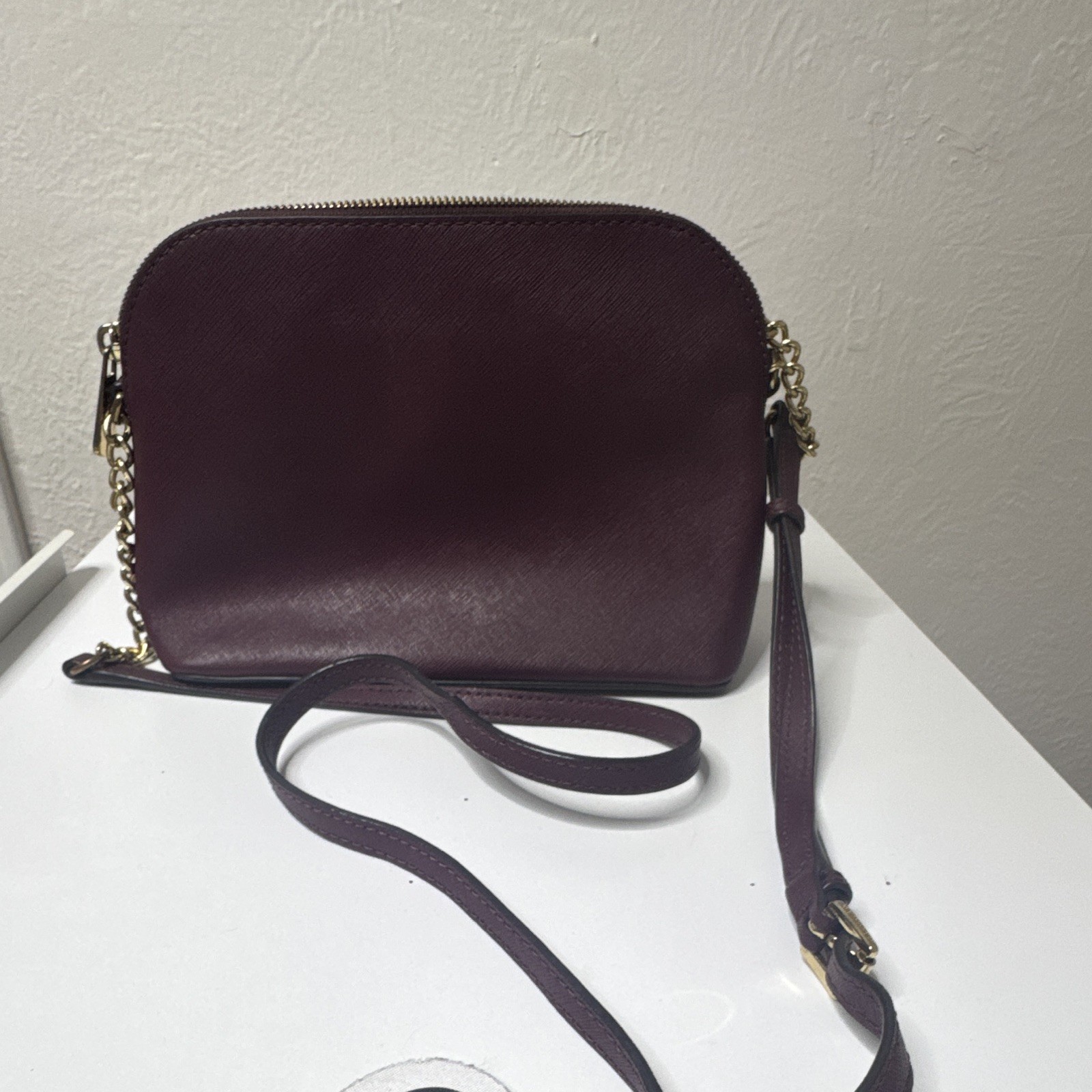 Michael Kors Burgundy Crossbody Bag Zip Closure Gold Hardware Detachable Strap