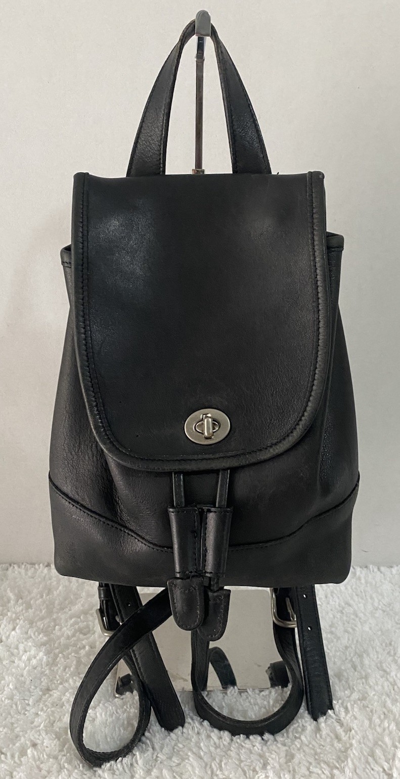 Coach Vintage Leather Daypack Backpack 9960 Black Small Costa Rica READ FLAWS
