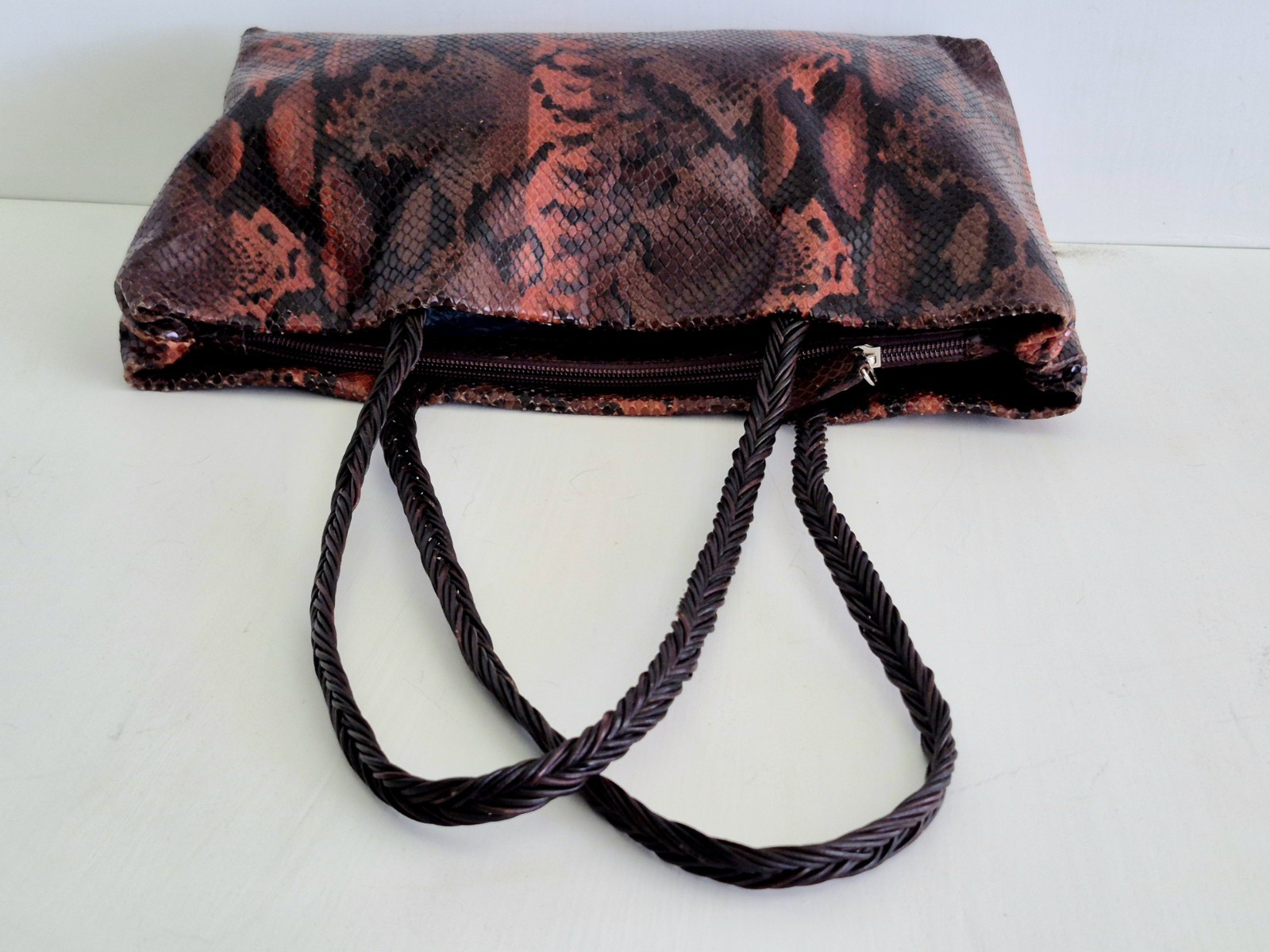 Falor Le Borse Earth Tones Snakeskin Embossed Leather Medium Tote/ Shoulder Bag