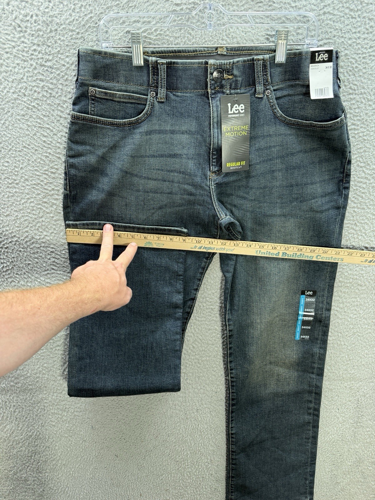 Lee Jeans Mens 34×32 Blue Extreme Motion Regular Fit Bootcut Distressed NEW