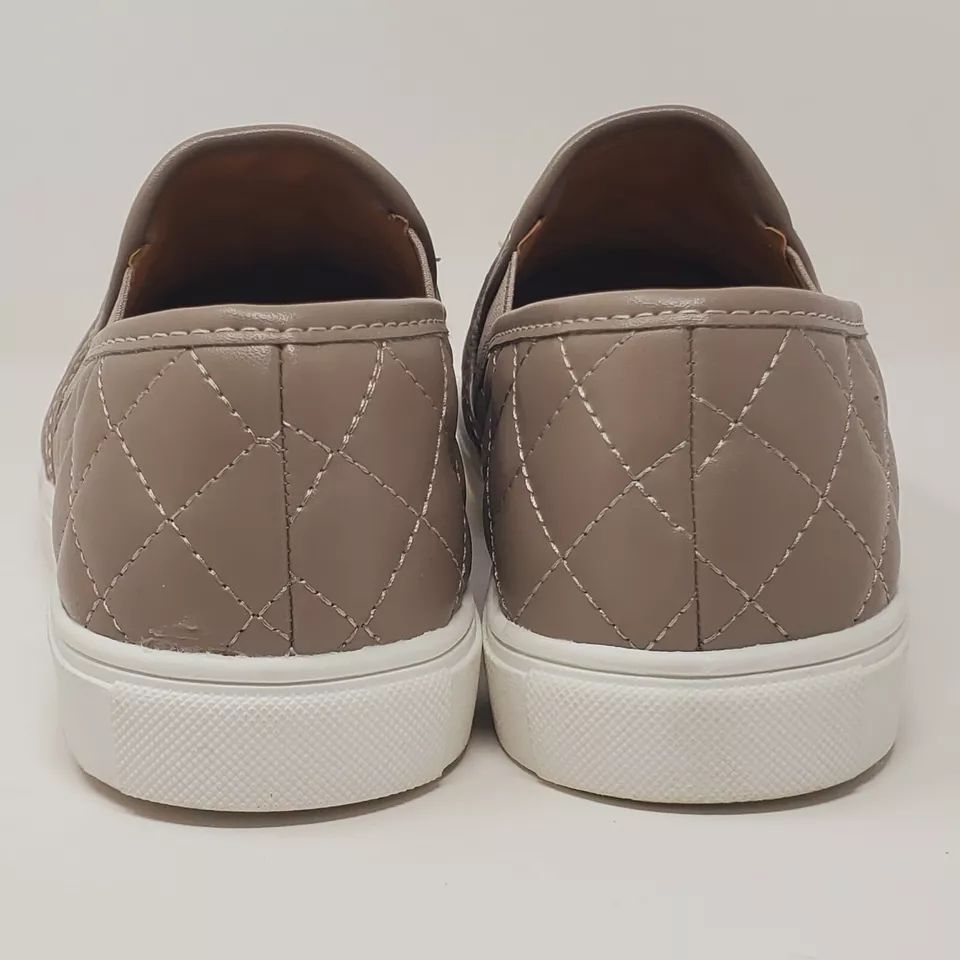 MOUNTAIN SOLE SLIP ON WOMEN SNEAKER GREY 9
