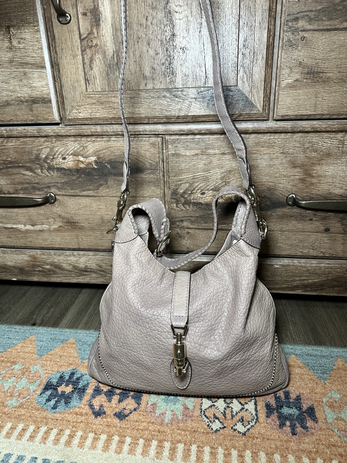 Gucci Hobo 1961 Jackie Medium Shoulder Bag