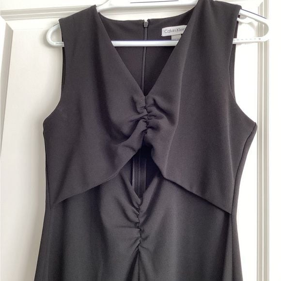 Calvin Klein Black Sleeveless Jumpsuit – Size 8