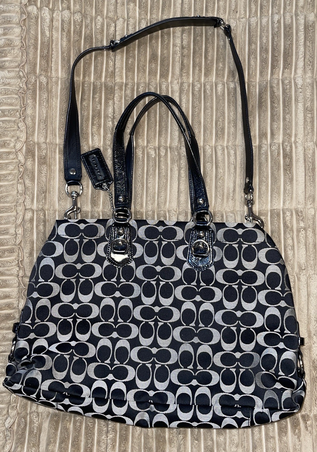 Coach Black Grey Signature C Canvas Black Leather Trim Shoulder /w Strap F15510