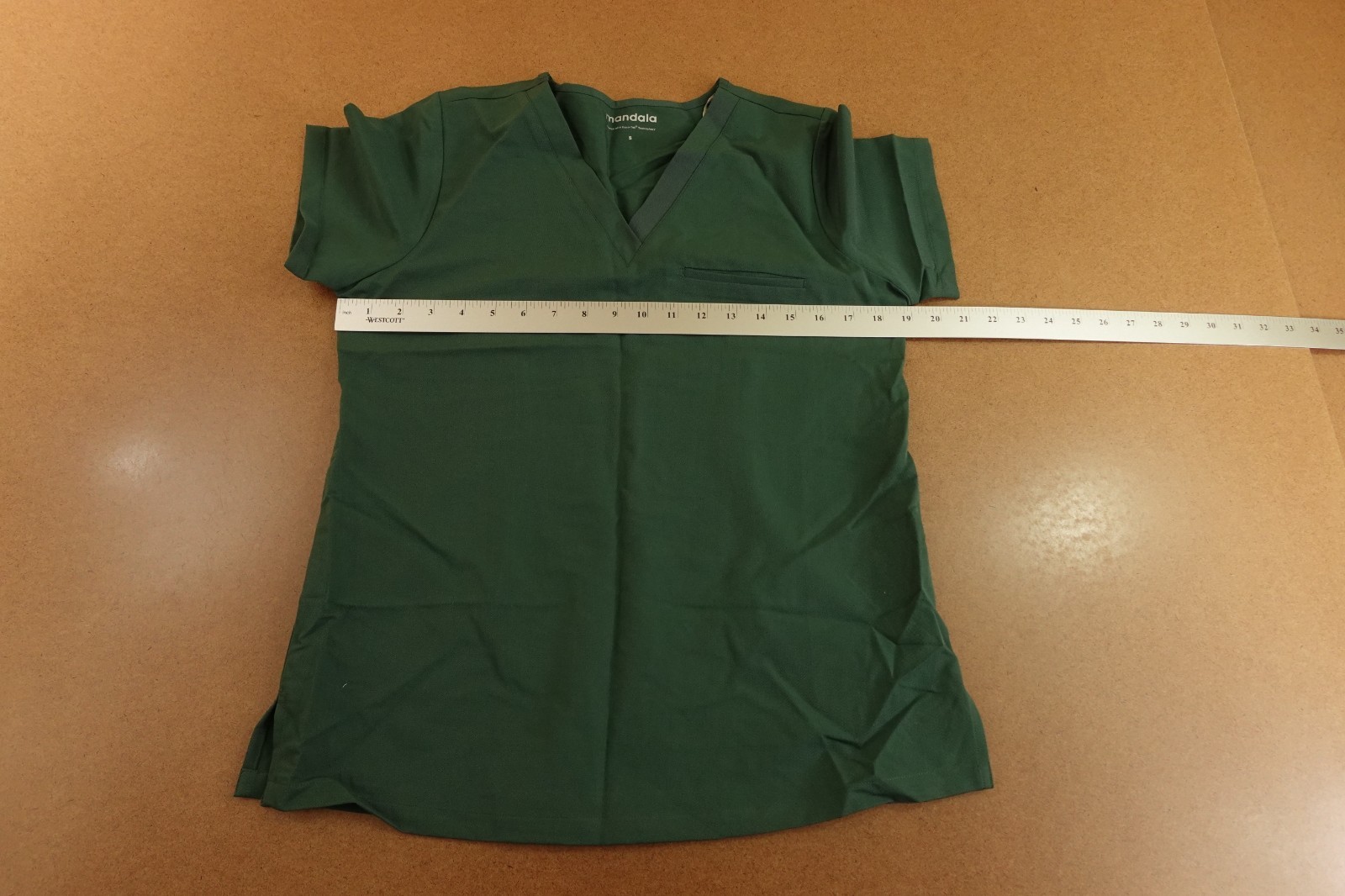 Mandala Womens Small Midnight Green Short Sleeve 1 Pocket V Neck Scrub Top NWT