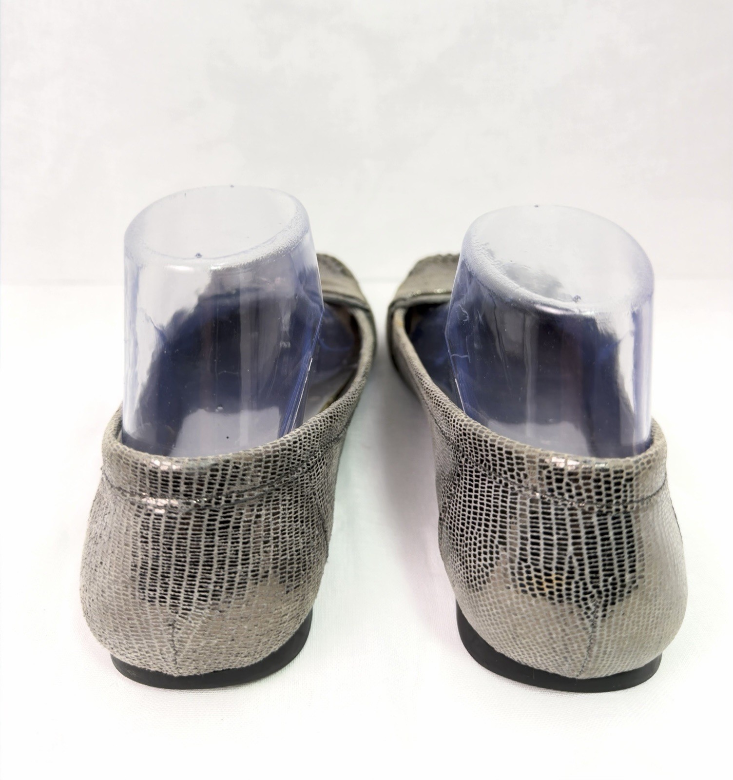 AK Anne Klein Kismet Flats Womens 8M Taupe Metallic Loafer Bow Comfort Slvr/gld