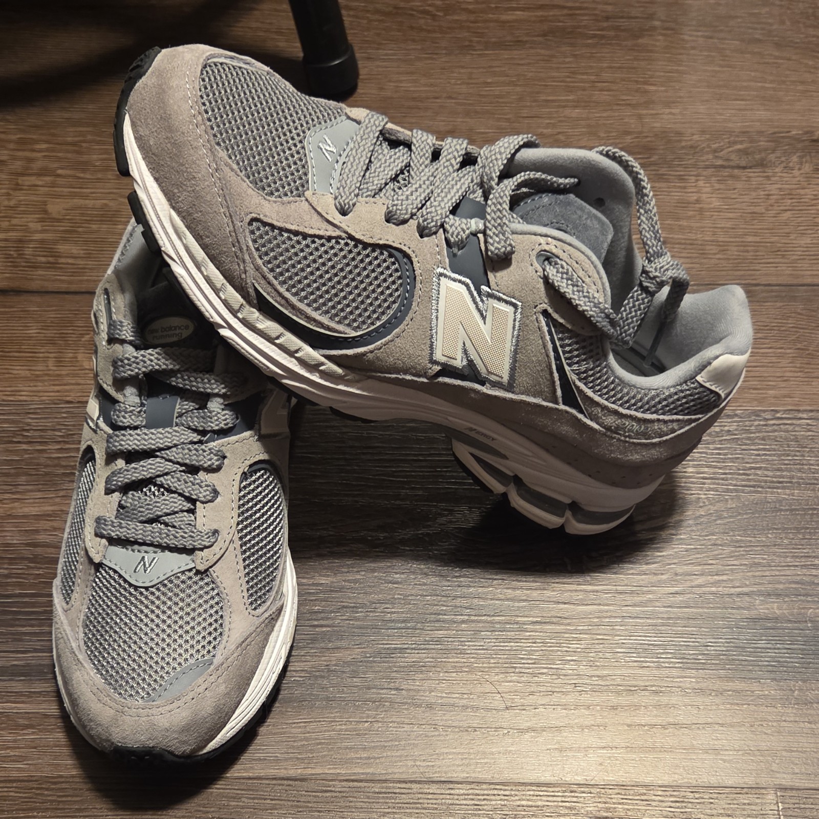 New Balance 2002R “Steel Orca/Grey”M2002RST Men’s Size 5/Women’s 6.5 M2002RST