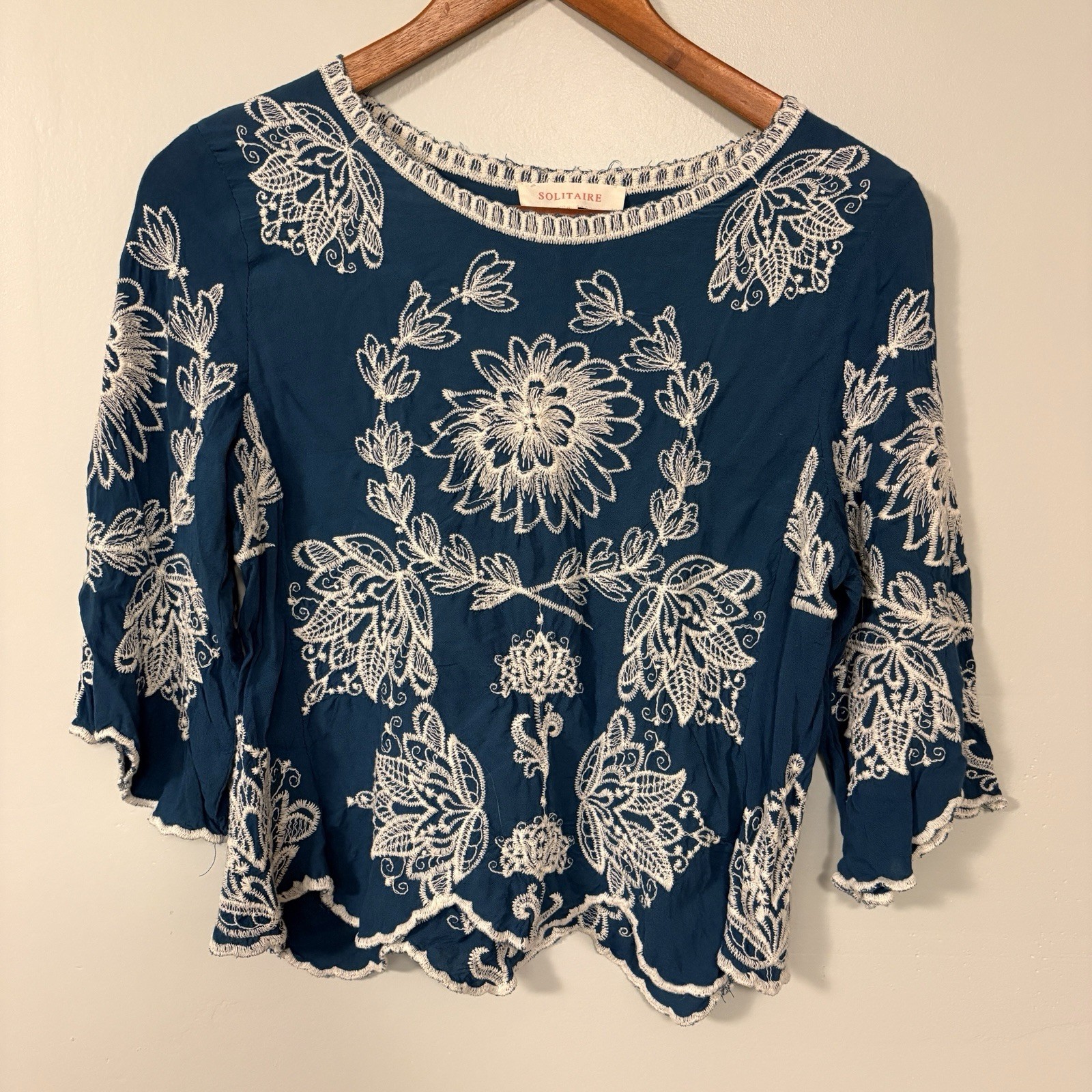 Solitaire Boho Embroidered Floral Blouse Women’s Size Small Teal Peasant Top