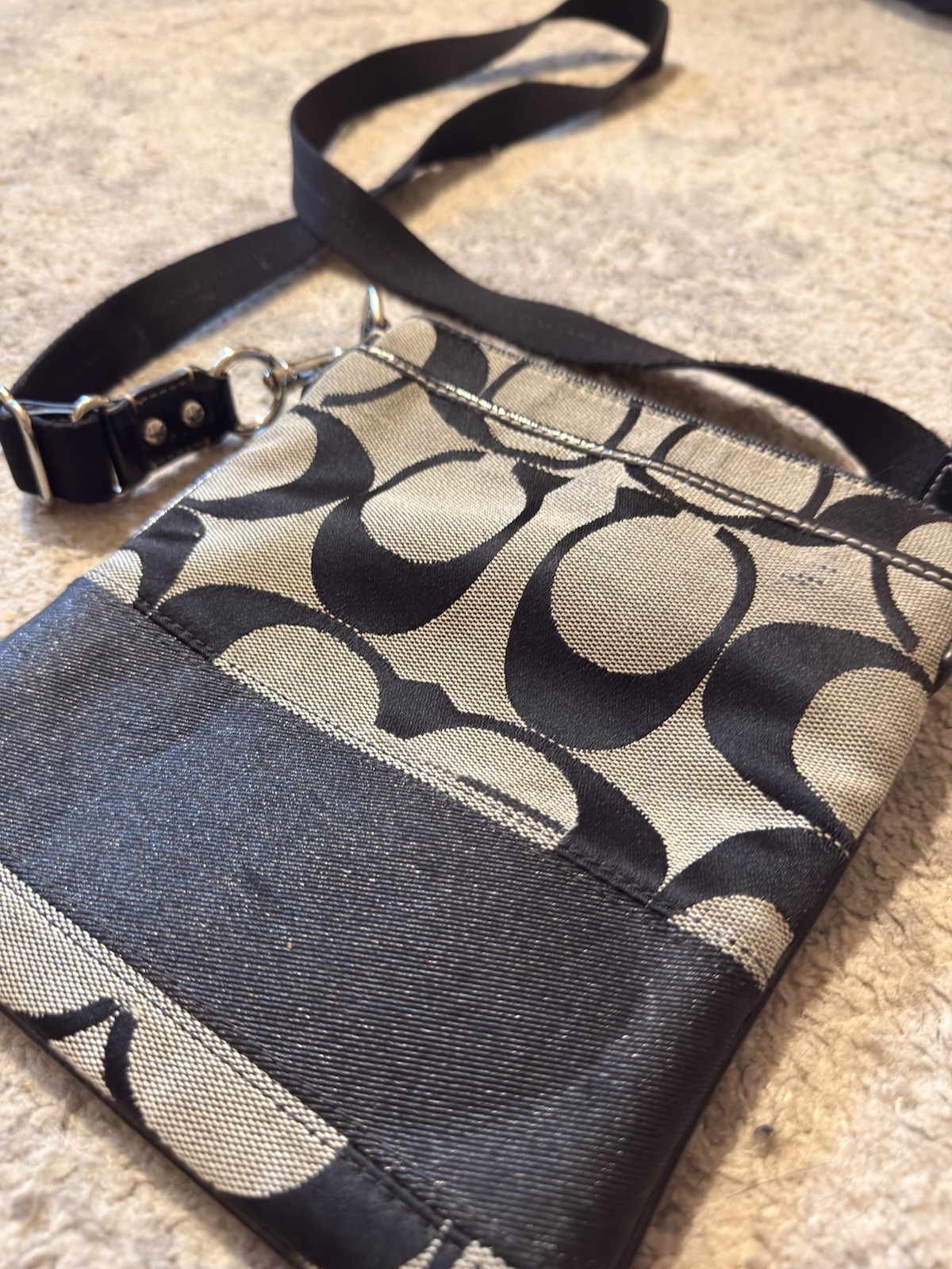 Coach Signature Swingpack Crossbody Bag Black/Gray Zip, Detachable Strap