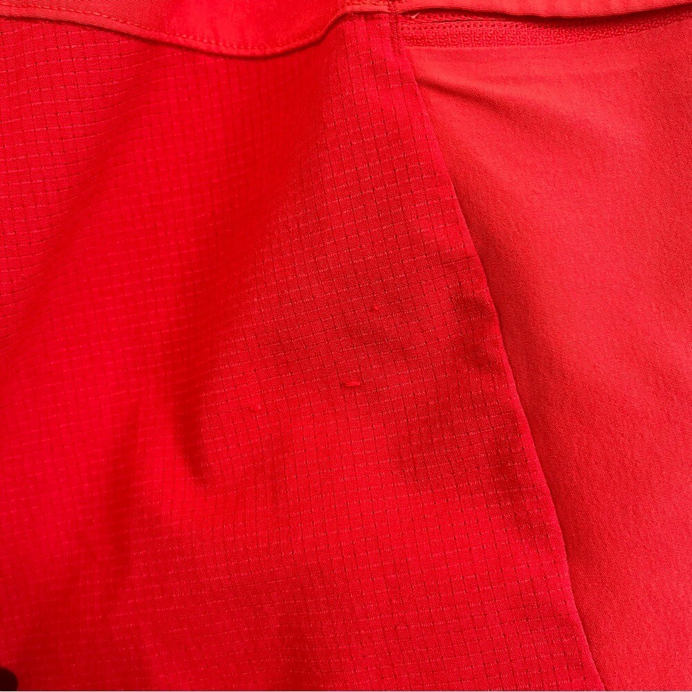 Lululemon Men’s Train To Beach Shorts Red Large Lined active workout