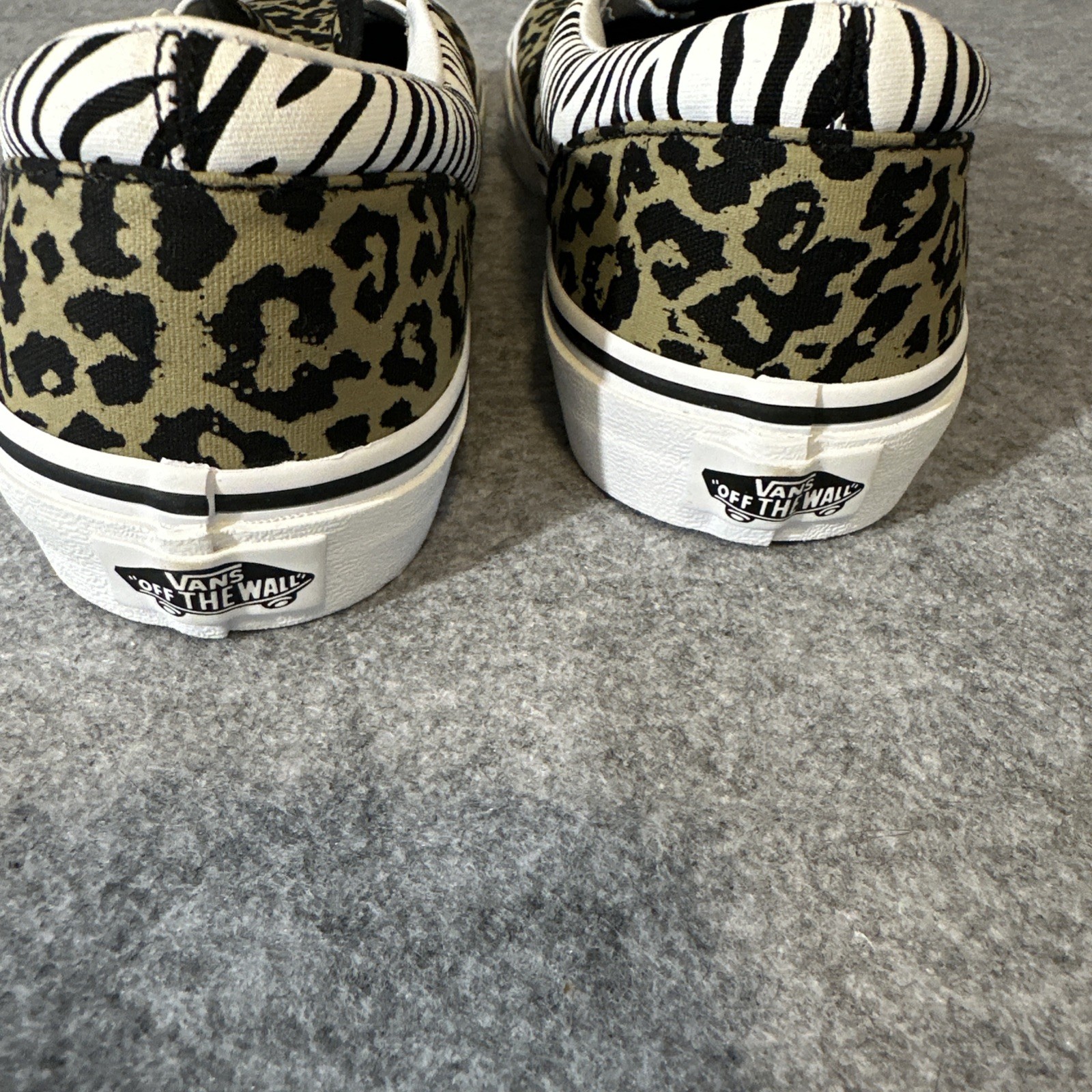 Vans Classic Slip-On Leopard Zebra Animal 5.5Y Women’s 7 VN0A4UH82JK Shoes New