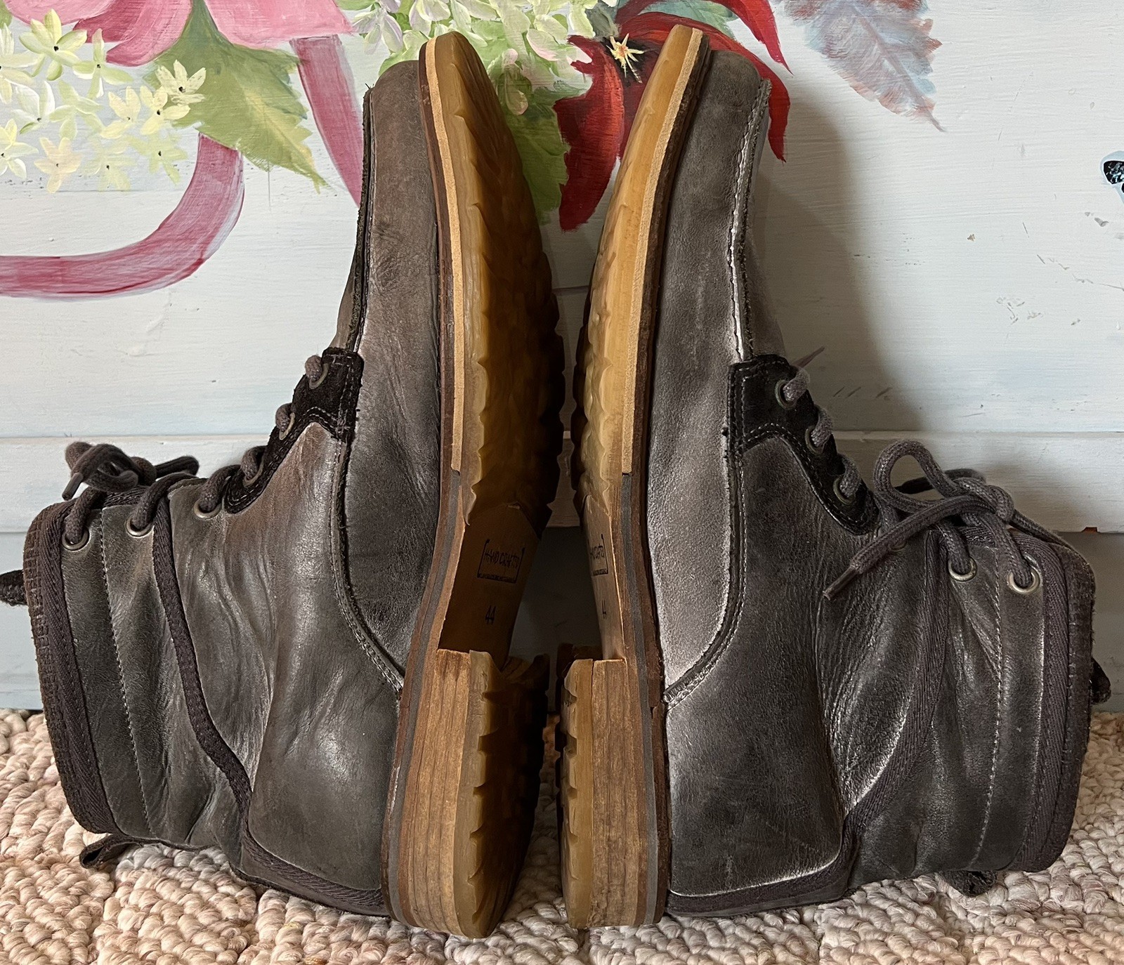 Steve Madden Mens Art Name New Guy Gray Leather Boots Sz US 11 EUR 44 Distressed