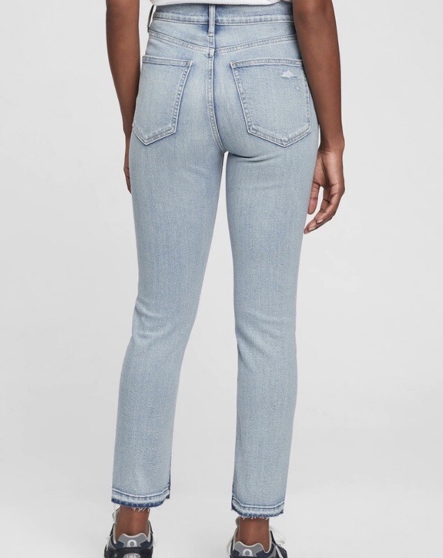 GAP NWT Tall High Rise Vintage Slim Jeans with Washwell – Size 28 Tall