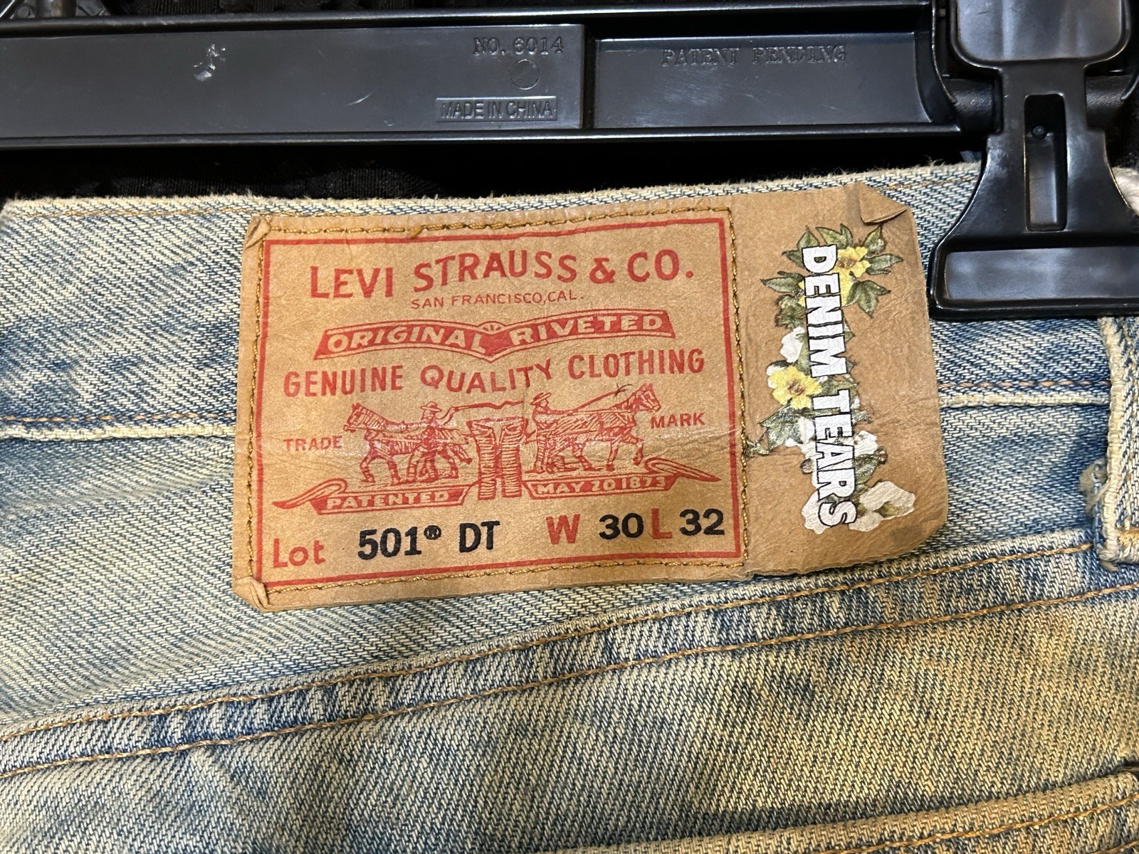 NWT DENIM TEARS Levi’s Floral Straight 501 Jeans Blue Cotton Regular Fit 30 x 32