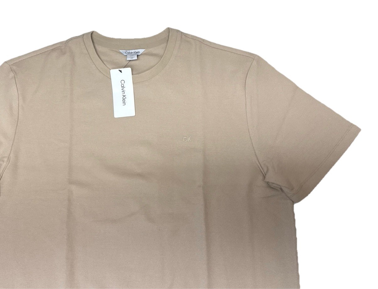 Calvin Klein Men’s Waffle Short Sleeve Tee T-Shirt – Size / Color Varies