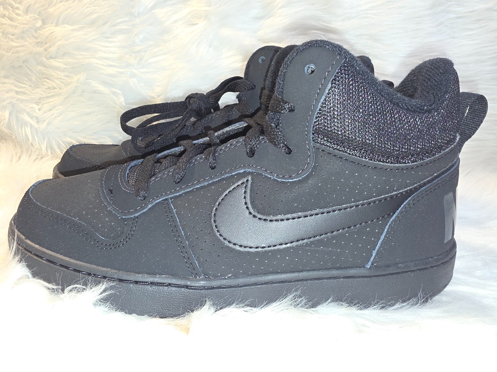 Youth Shoes Nike Court Borough Mid GS Triple Black Size 6Y 839977-001