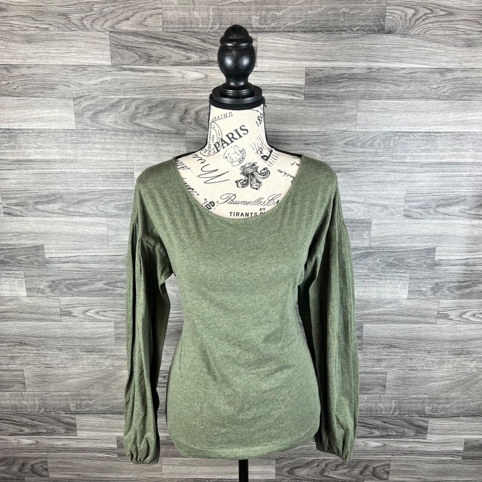 BANANA REPUBLIC Women’s Green Long Sleeve Shirt Size Small Reguar