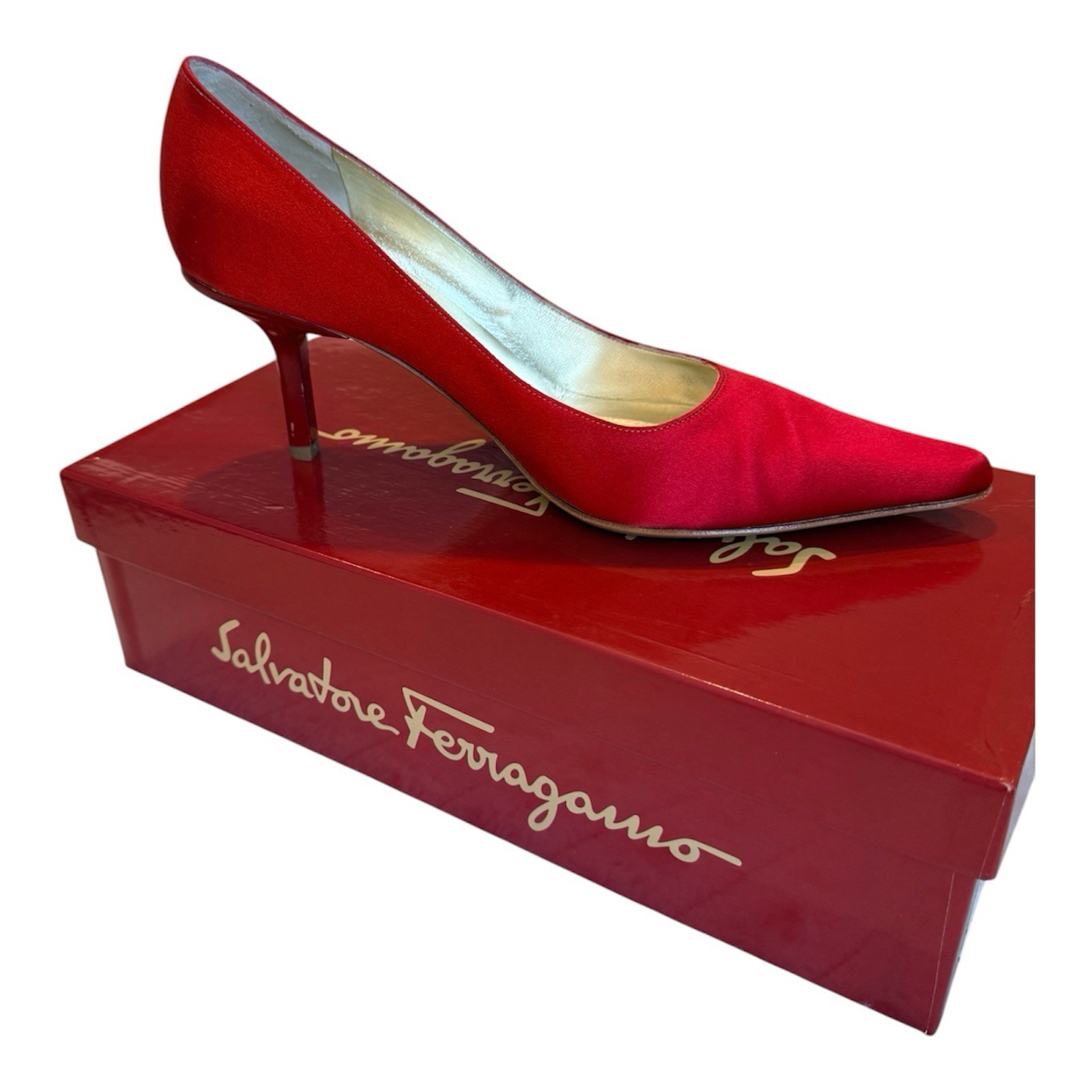 Vintage 1960s Salvatore Ferragamo Red Satin Pumps Heels 8.5 Made in Italy RARE