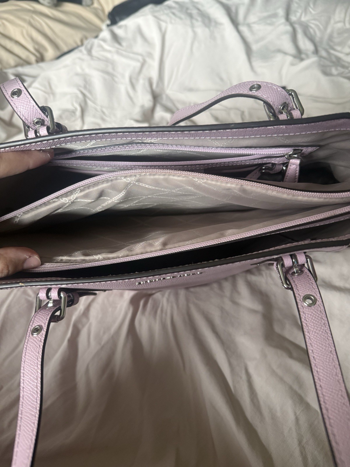 Michael Kors Voyager Tote Bag Lavender Mist w/ Silver Hardware