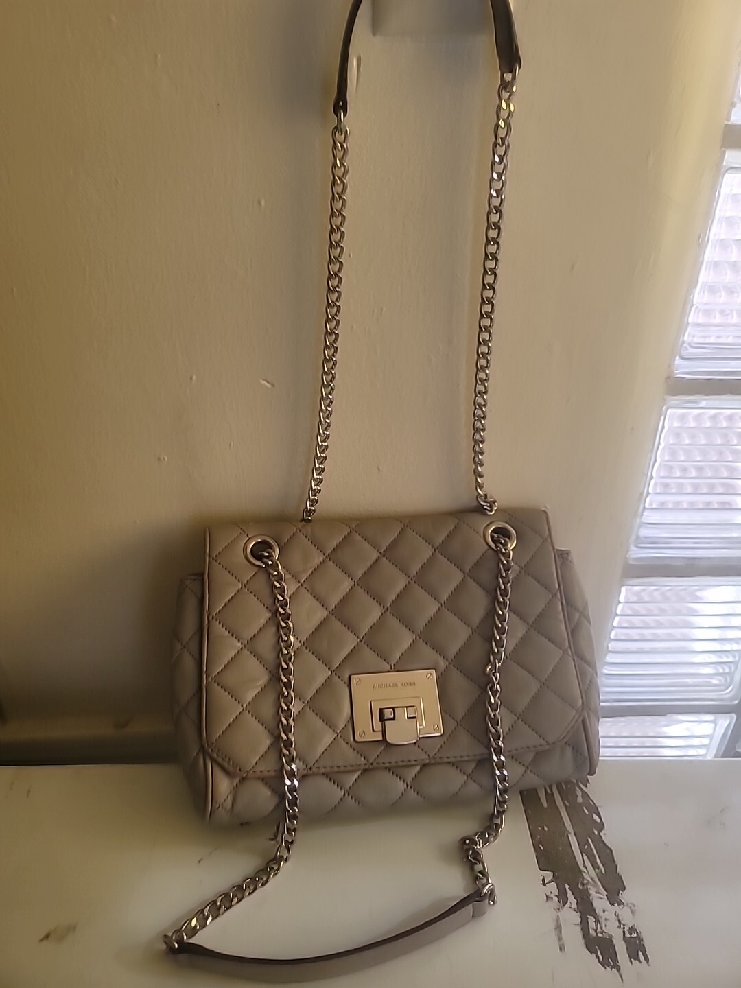 Michael Kors Pink Quilted Sloan Leather Purse GUC 10x7x3