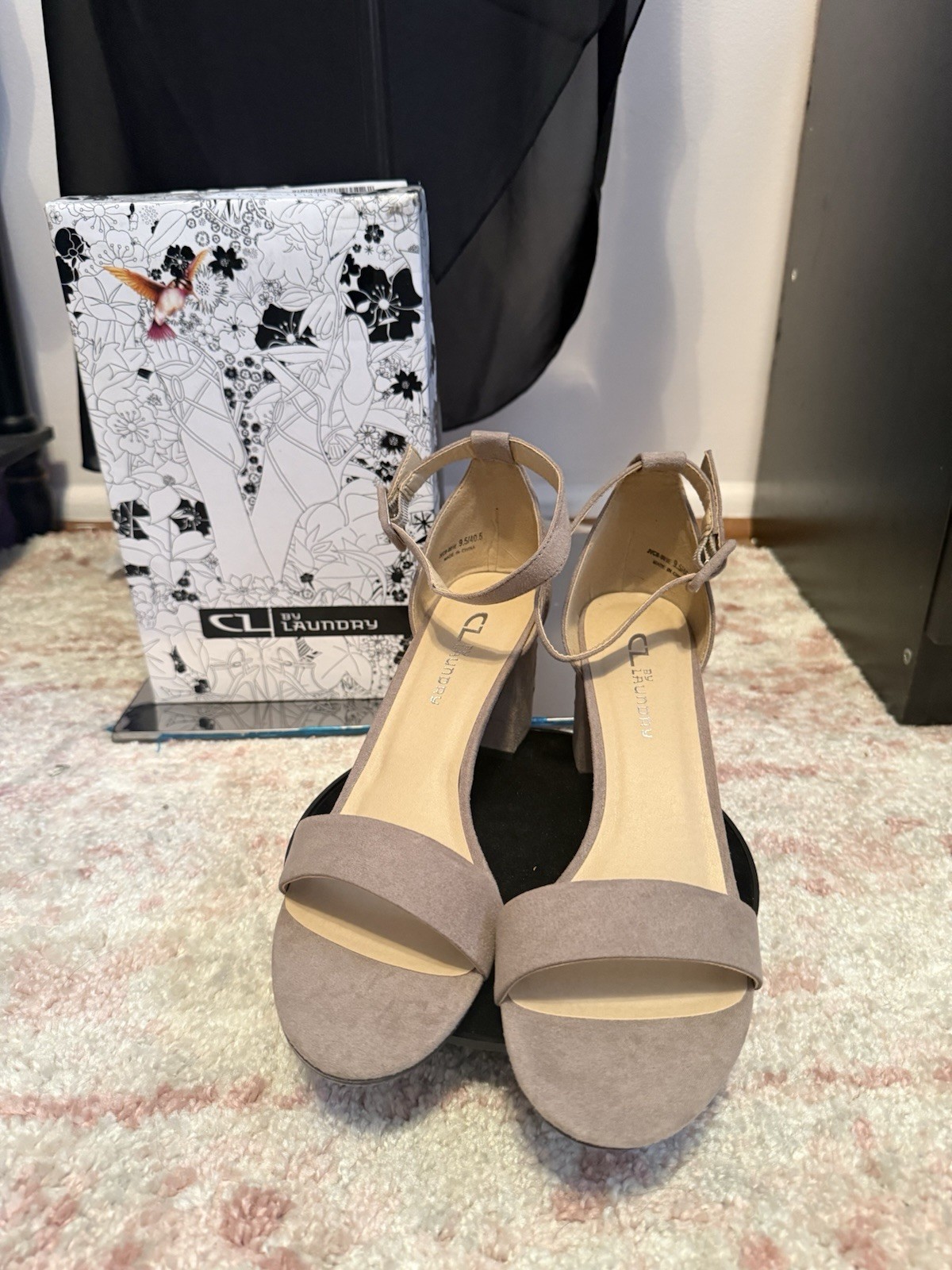 CL by Laundry Taupe Faux Suede Strappy Ankle Strap Buckle Sandals 9.5 Women