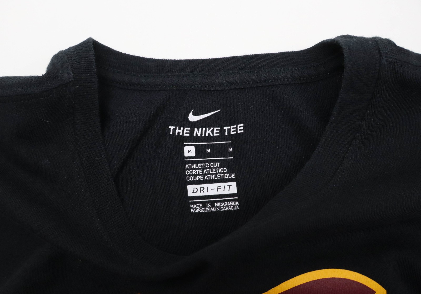 NIKE Dri-FIT LeBron James Cavaliers T-Shirt Mens M Athletic Fit