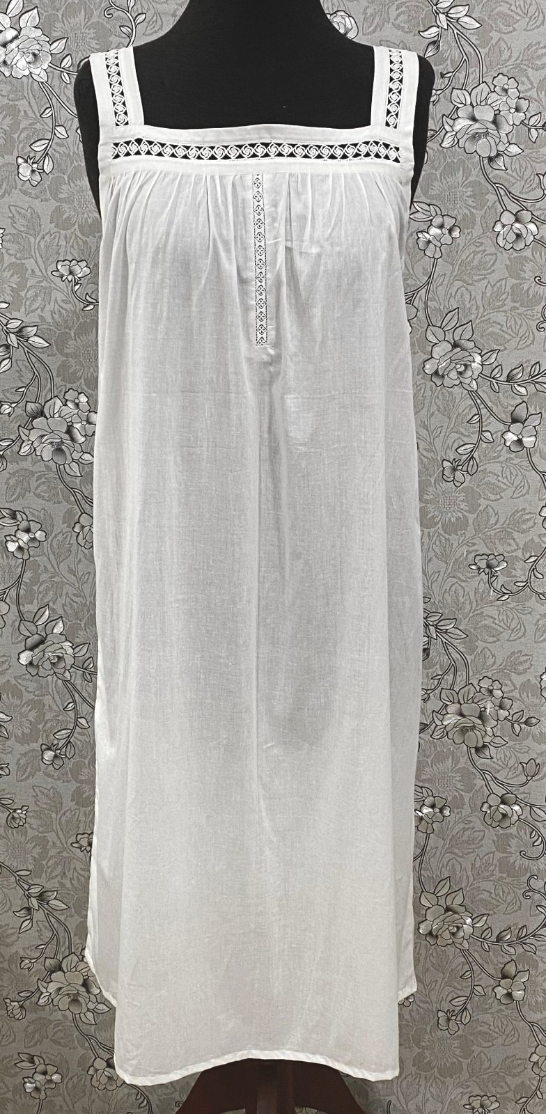 SoieRose White Victorian Cotton Nightgown – SR-1193 – Sleeveless Vintage Nightie