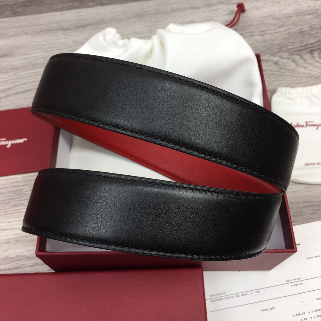 NWT Authentic Ferragamo Belt width 3.5cm/1.37inch Black / Red Reversible