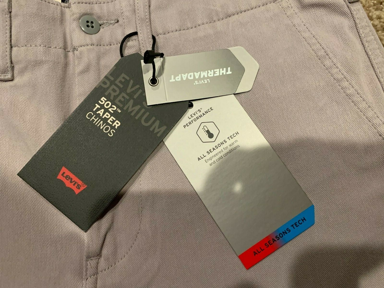 Levi’s Premium 502 Taper Gray Chino / Pant All Seasons Men’s 31X32 NWT RT$98 C19