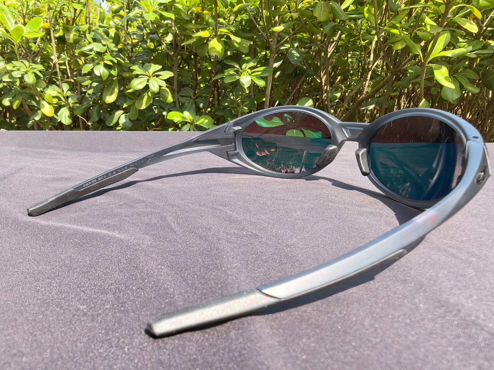Oakley Eyejacket Redux Planet 9438-2658, Positive Red Iridium Lenses Sunglasses