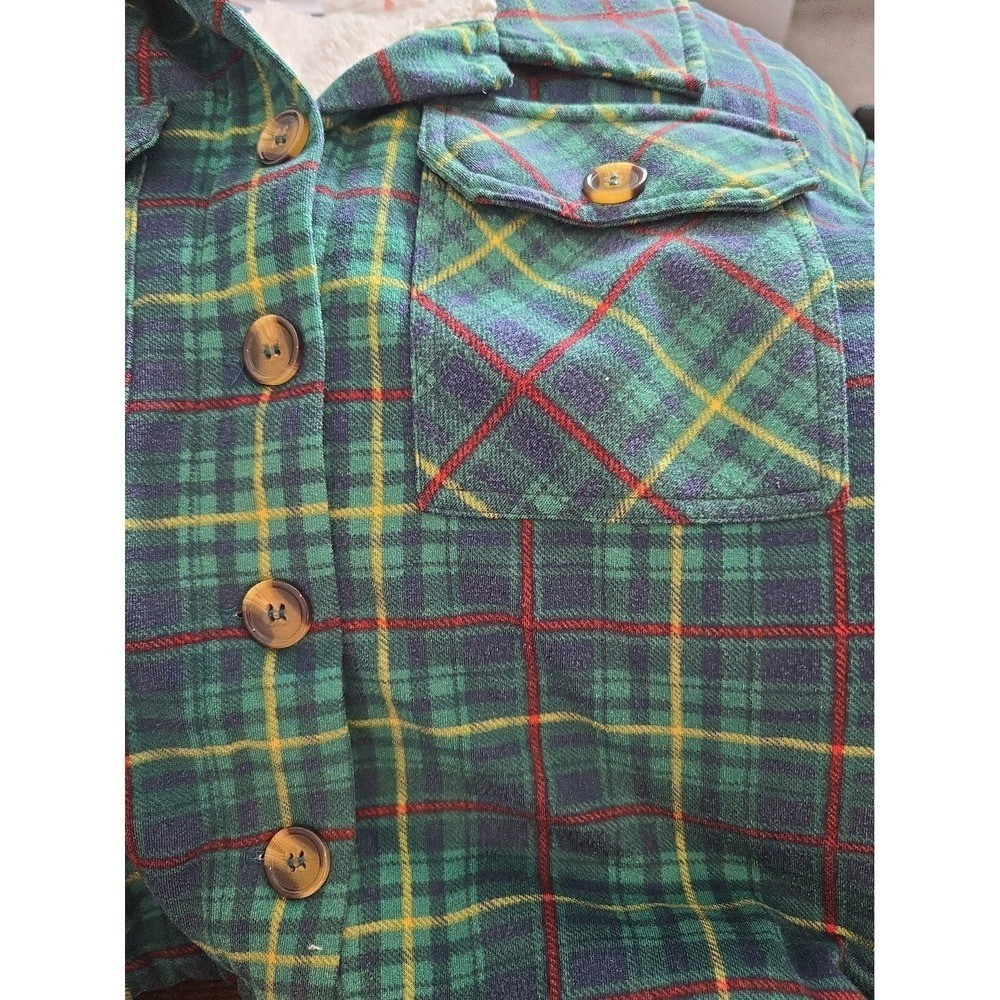 Beauties Girls Fannal & Sharpa short Jacket Size 10/12. Plaid with Sharpa