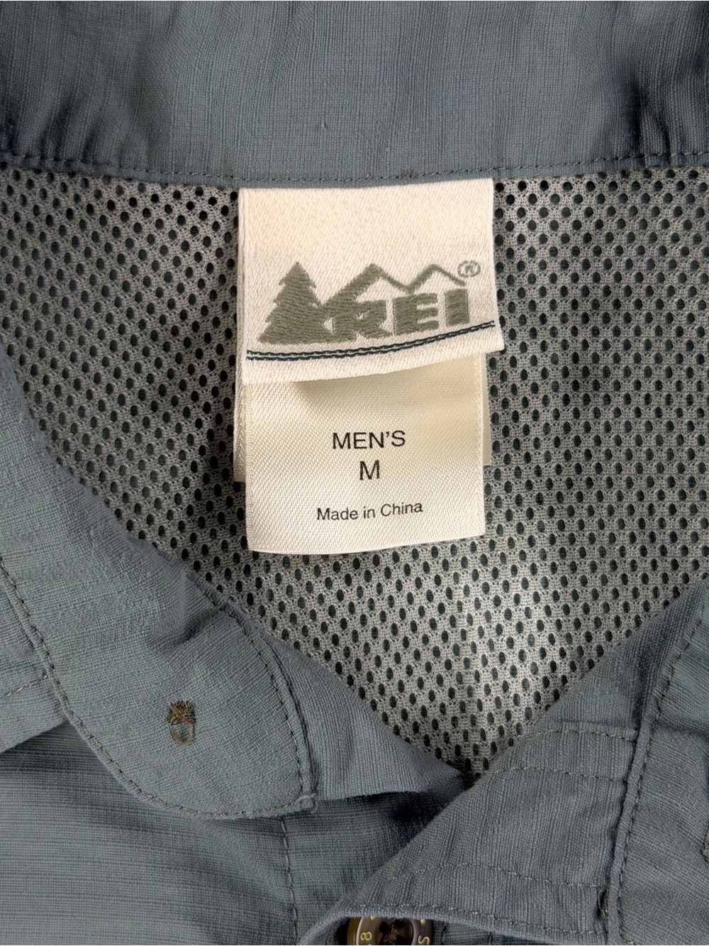 REI Men’s Slate Gray Lightweight Utility Button Up Shirt Jacket Size M