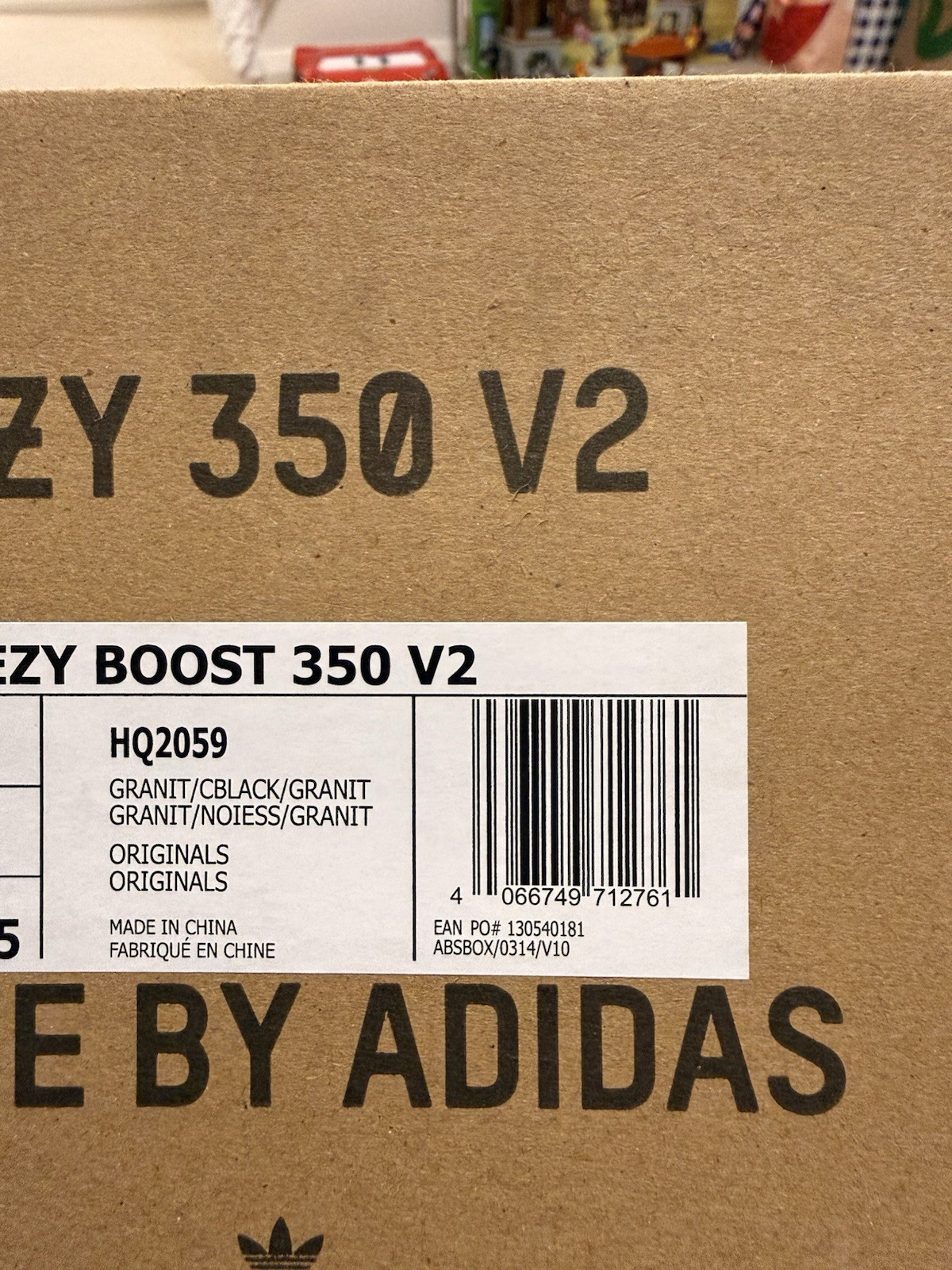 Size 10 – adidas Yeezy Boost 350 V2 Granite