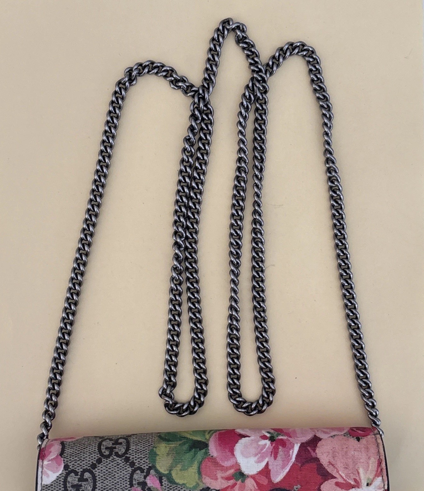 Gucci GG Supreme Monogram Blooms Mini Dionysus Shoulder Bag