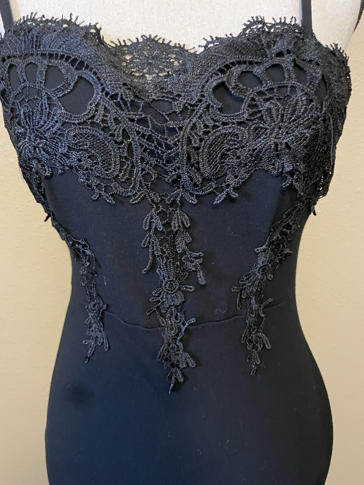 Haute Monde Black Bodycon Dress, Lace Accents, Adjustable Straps, Size L