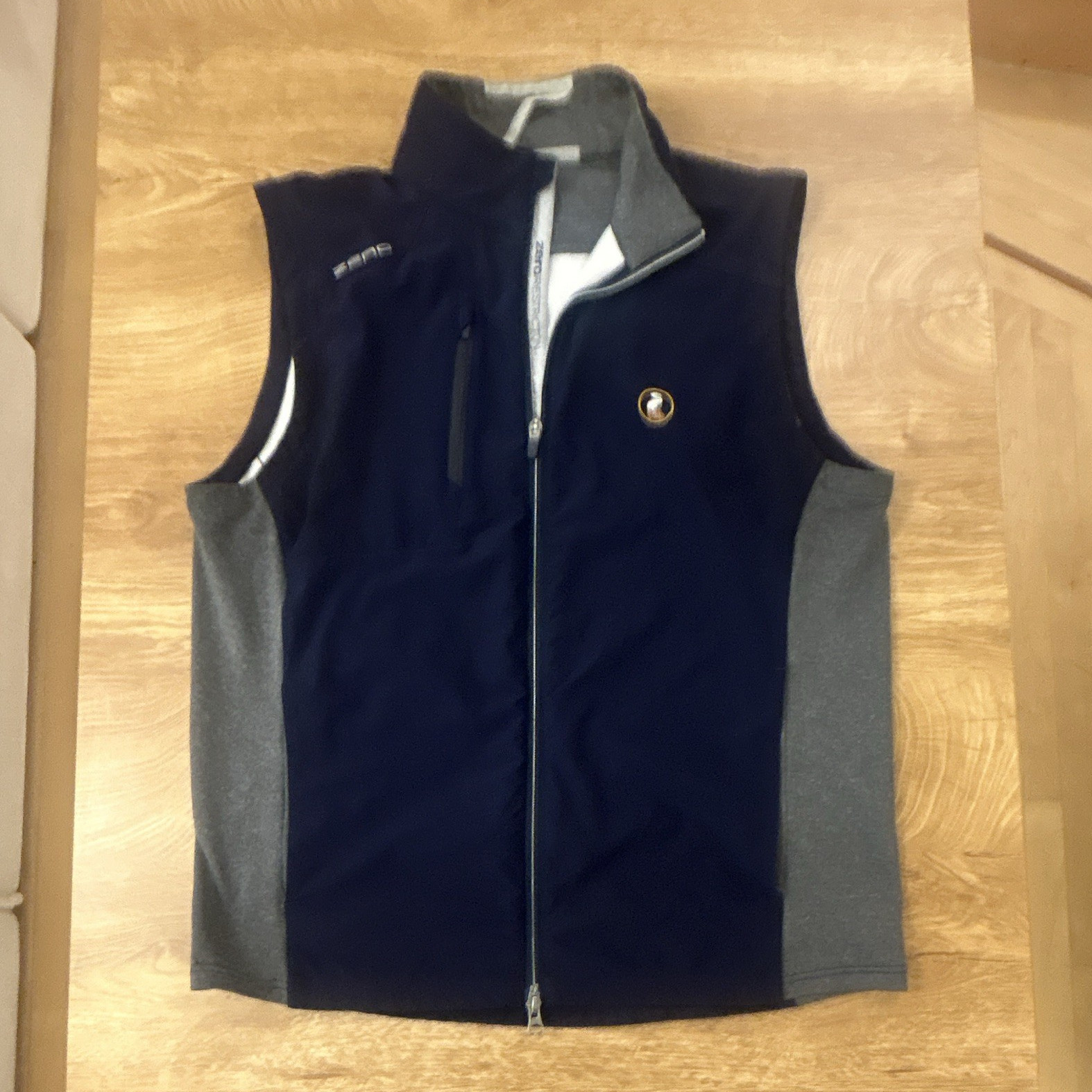 Lost Tree Club (Palm Beach FL) Zero Restriction Golf Vest w/ Logo Navy/Gray M