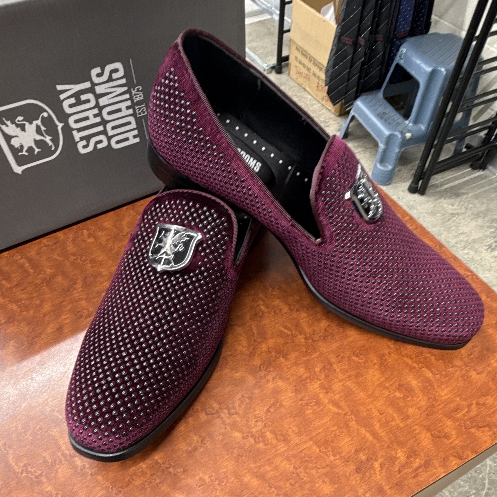 Stacy Adams Men’s Burgundy Studded Logo Slip-On Dress Loafers Almond Toe 9.5M