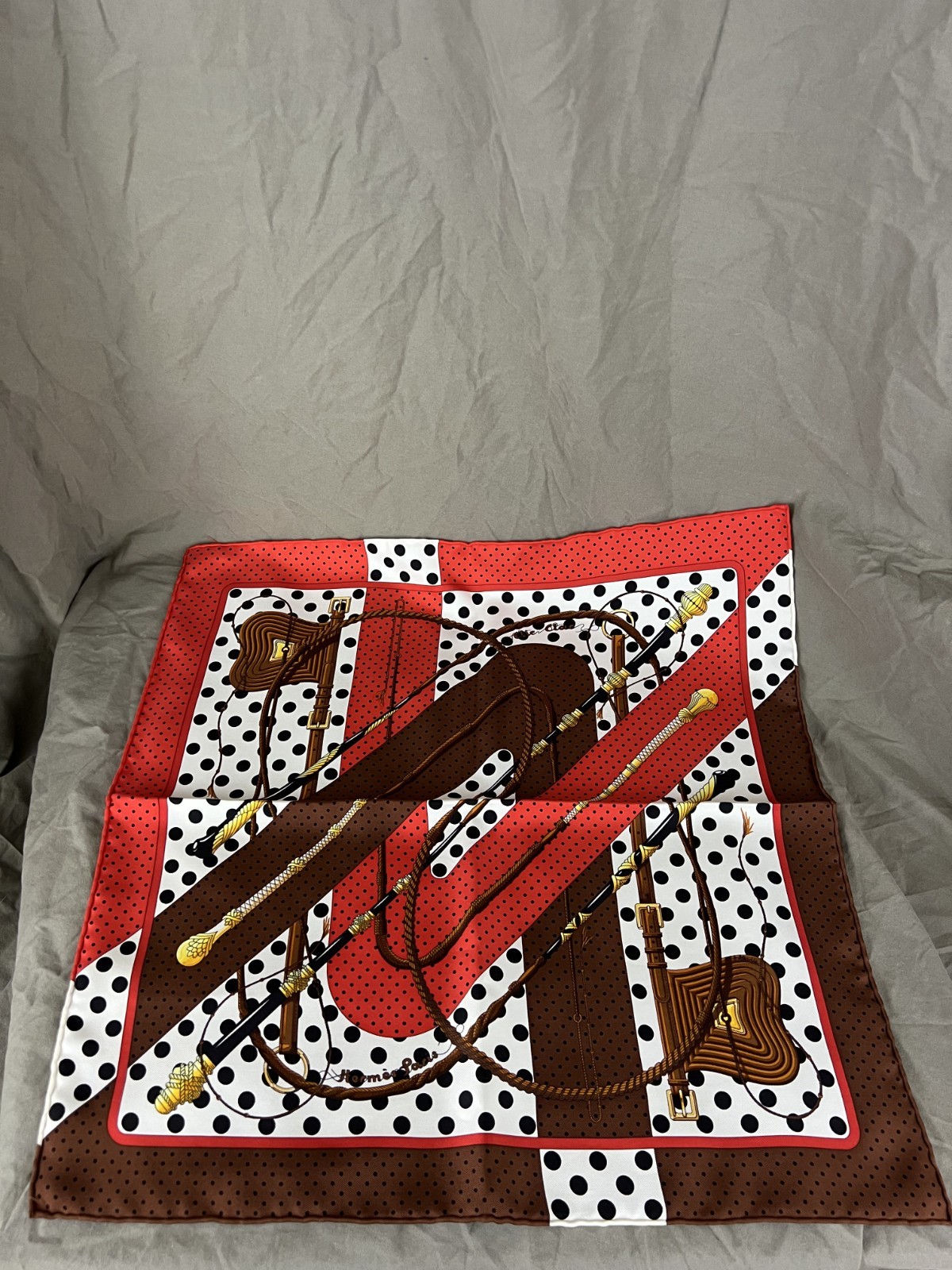 Hermès Gavroche 45cm 100% Silk Scarf c. 2012 – Pre-Owned in Excellent Condition